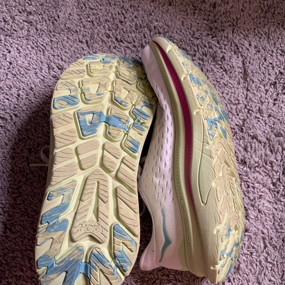 Hoka Kawana Running Shoes - Picture 3 of 4